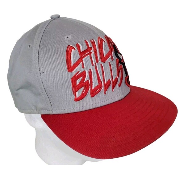 Chicago Bulls HWC SnapBack Hat Cap 9Fifty New Era Windy City Gray Red Logo - Picture 2 of 14